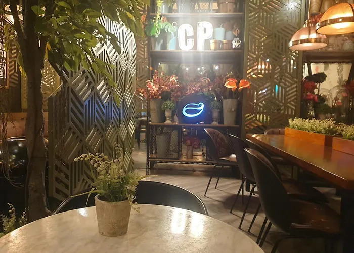 Mosaic 10h - Greenbelt Apartment Manila